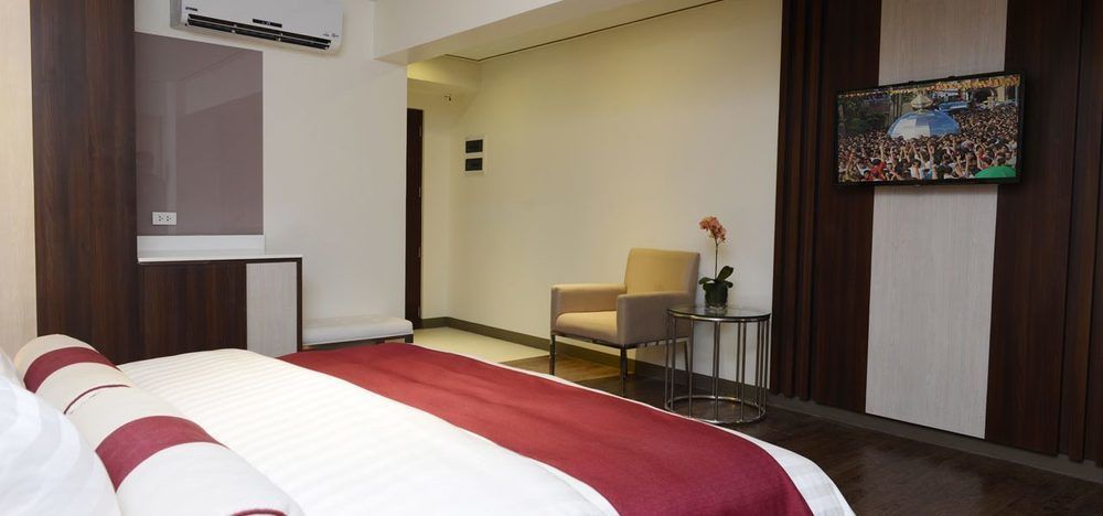 The Carmen Hotel Naga  Exterior photo
