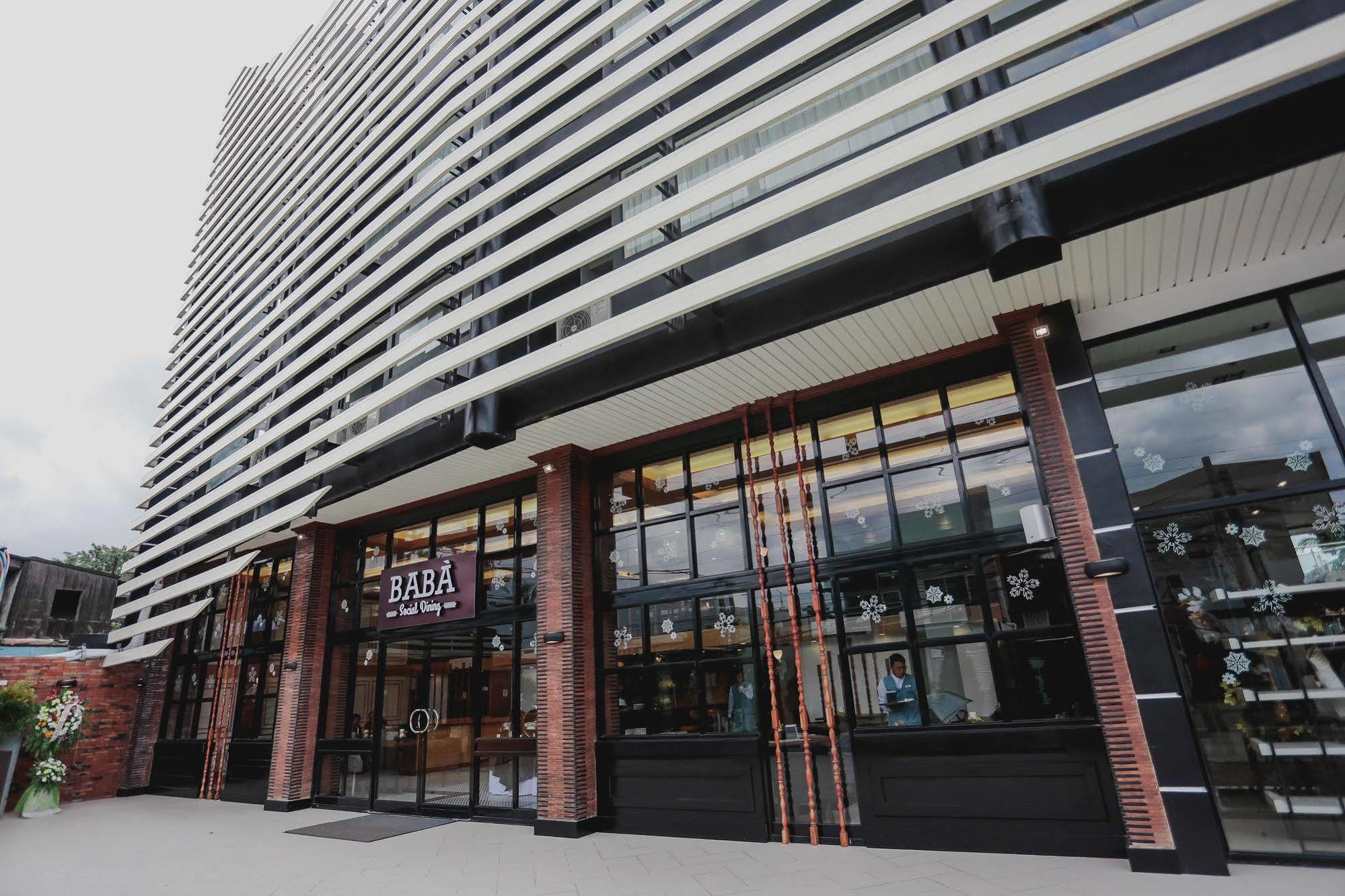 The Carmen Hotel Naga  Exterior photo